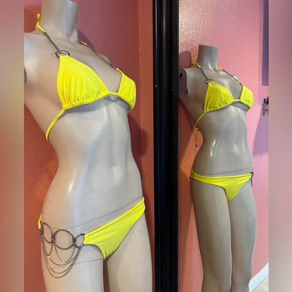 BEACH BUNNY BIKINI SET!! - Picture 8 of 12